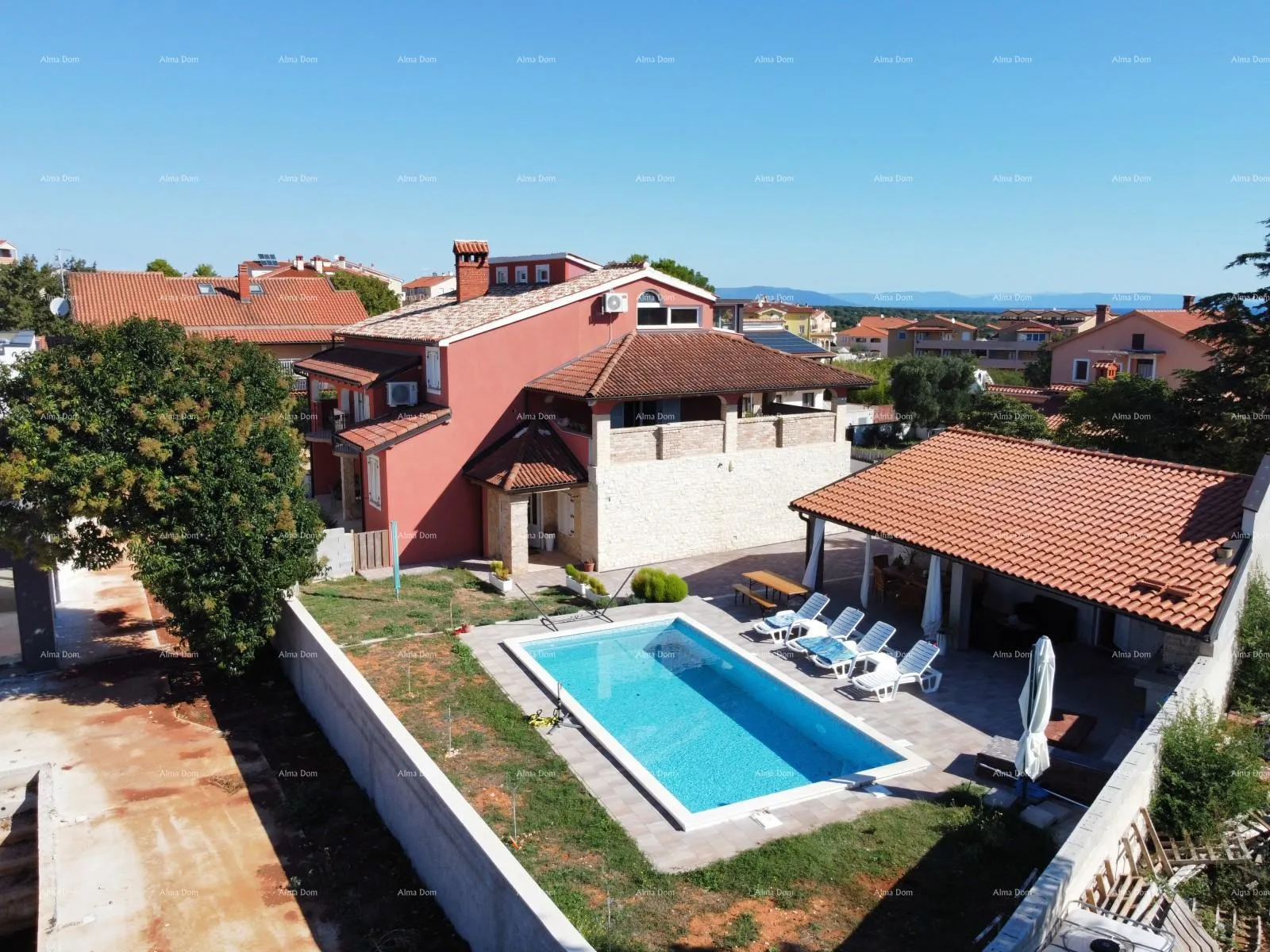 kuća ližnjan – apartmanska kuća s bazenom, 460 m². - slika 5