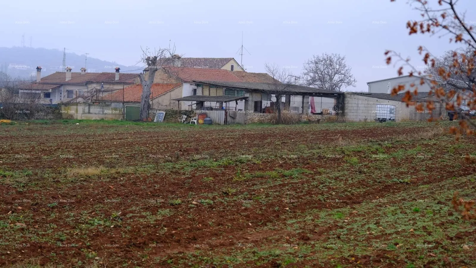 građevinsko zemljište prodaje se građevinsko zemljište, bale - slika 3