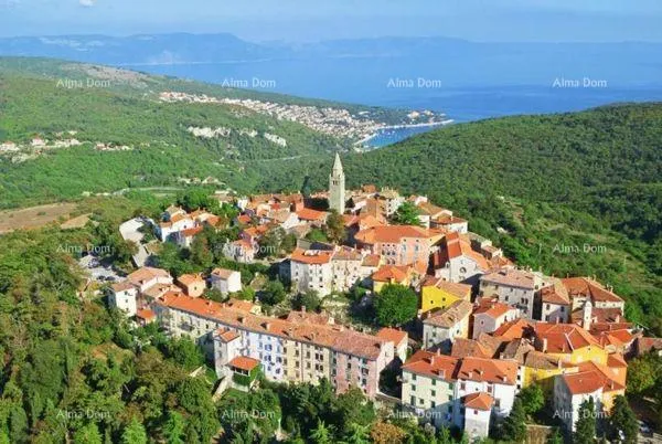 stan labin – trosoban stan s vrtom u centru grada – 57 m² - slika 14