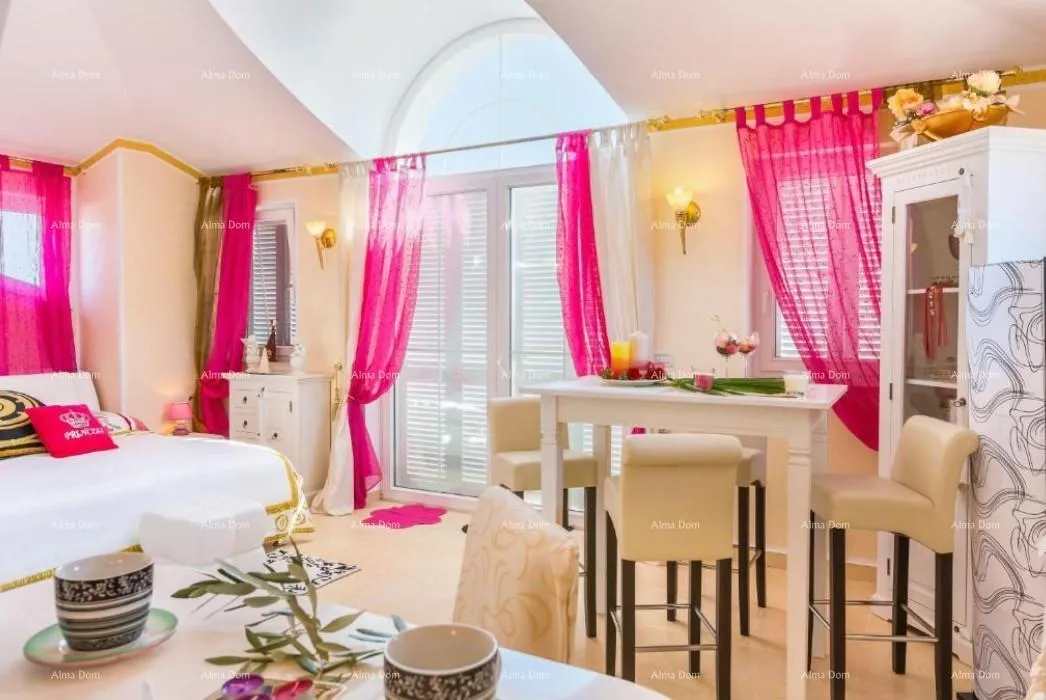 kuća kuća s apartmanima i bazenom u premanturi – pogled na more! - slika 5
