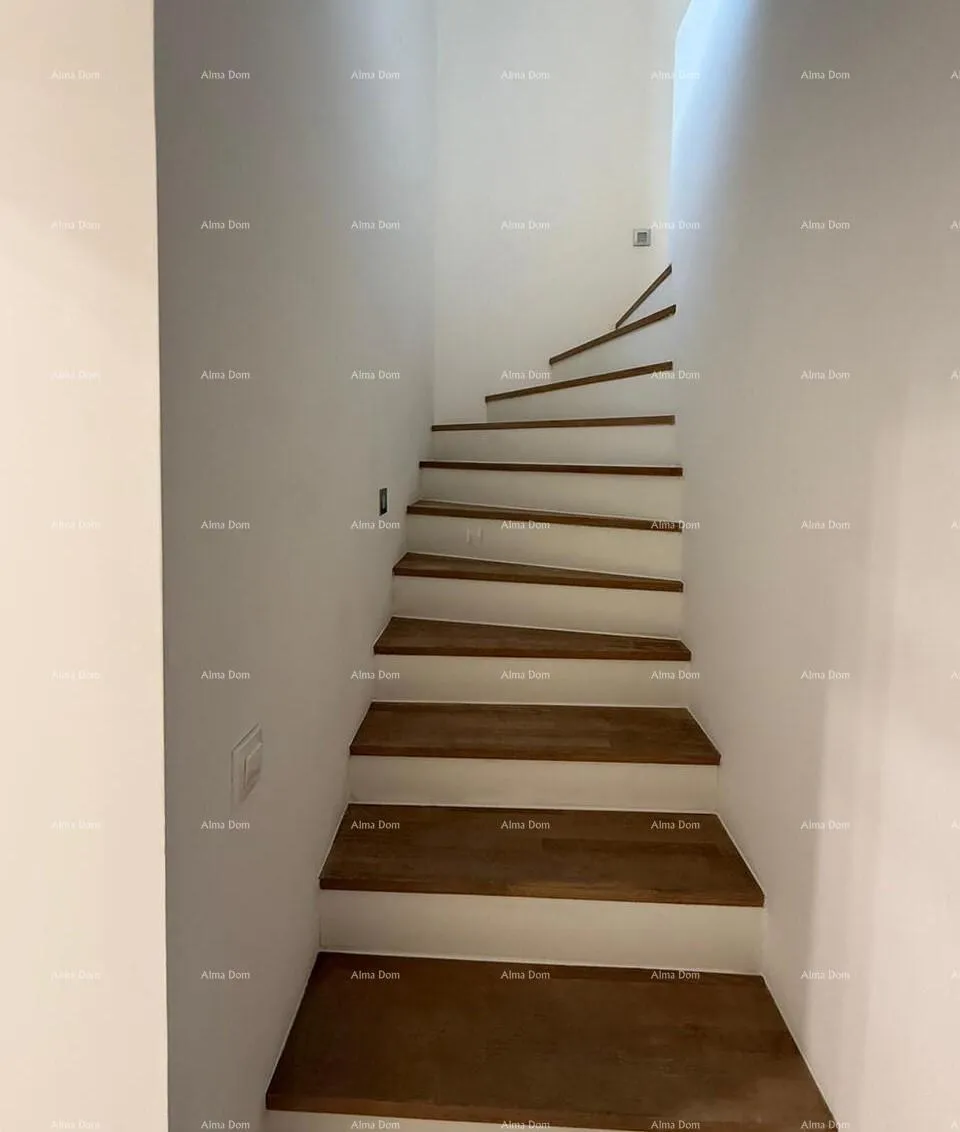 kuća poreč, renovirana kamena kuća s pogledom na more - slika 10