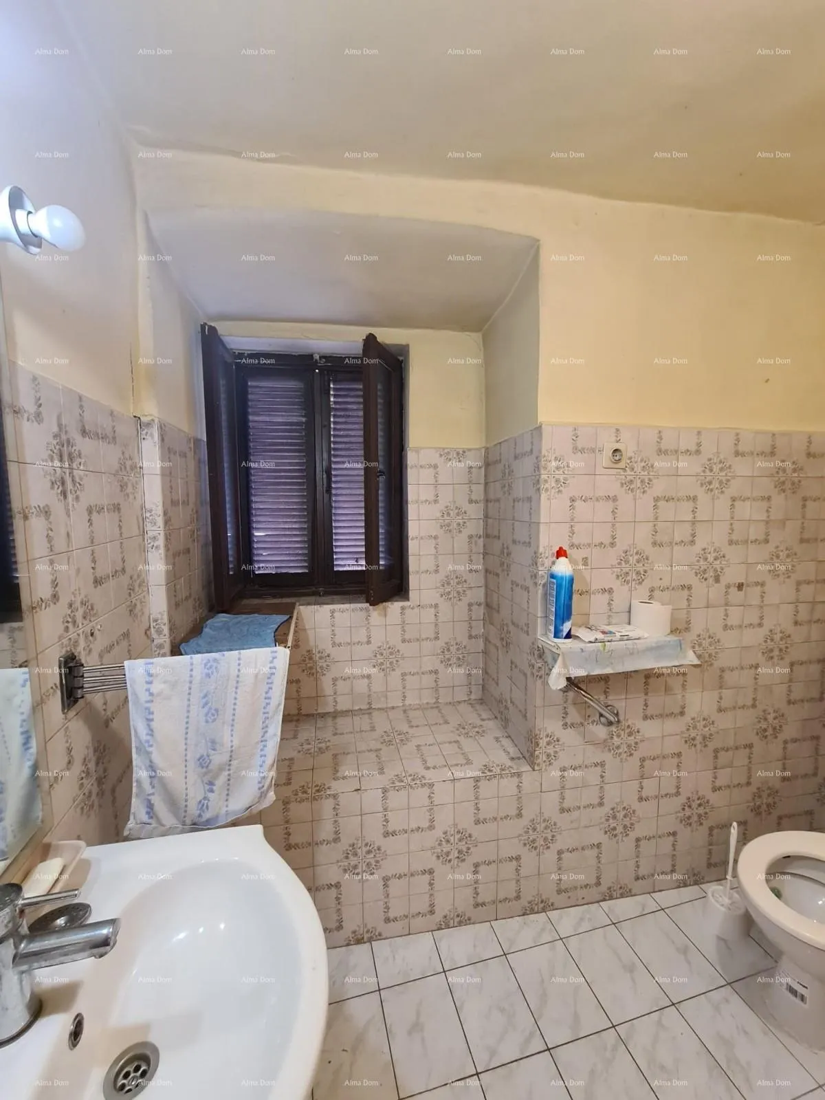 kuća kuća, centar buja, 106 m² - slika 45