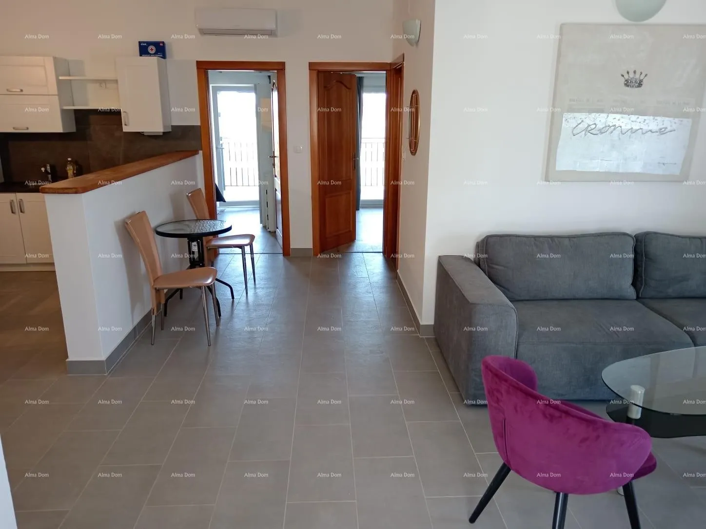 kuća valtura, kuća s 4 stana - slika 32