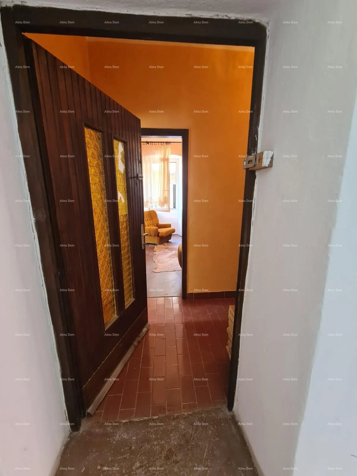 stan odličan stan u srcu grada, pula. - slika 3