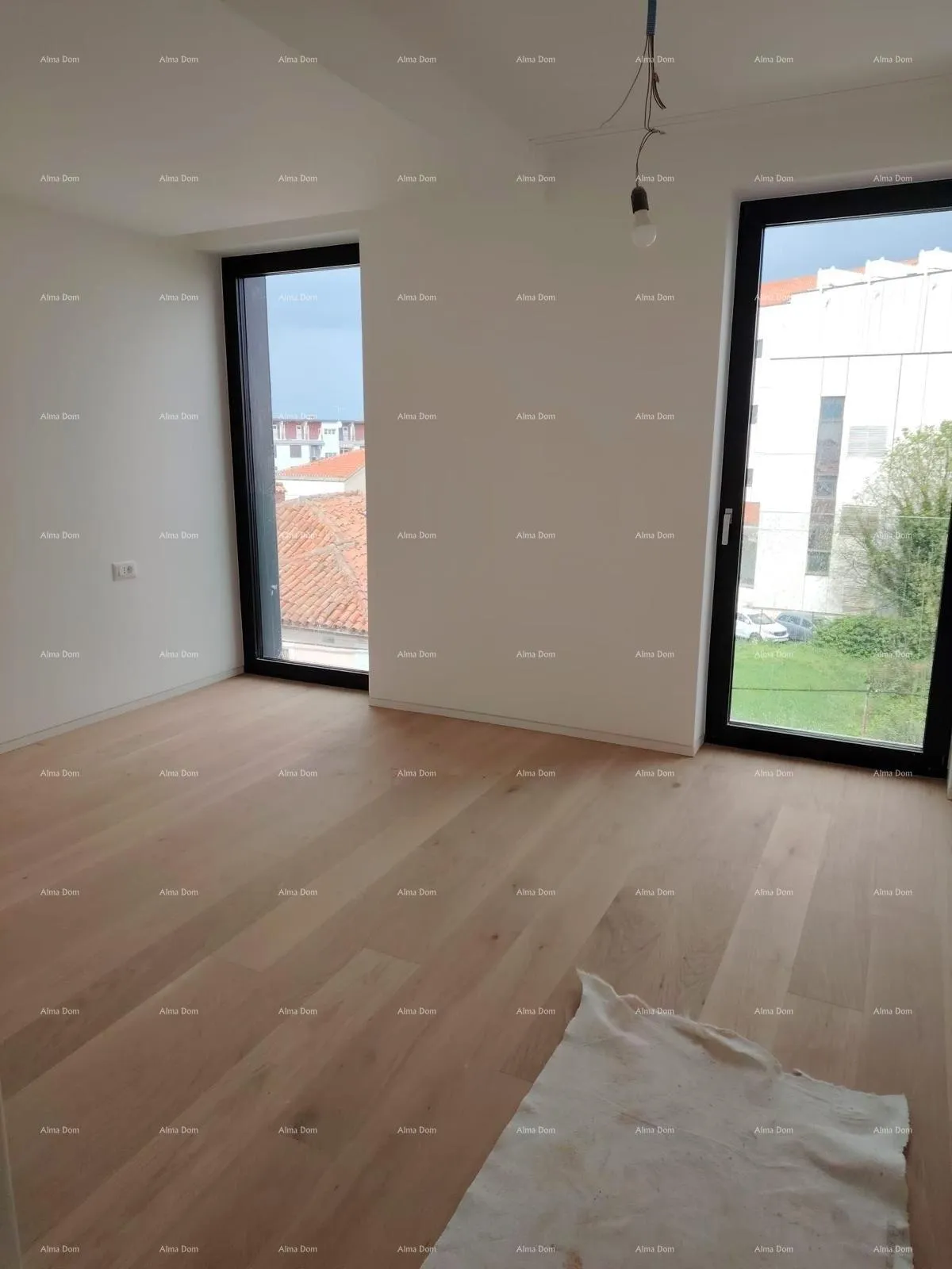 stan prodaja stanova u stambeno-poslovnoj zgradi sa pogledom na more, centar umaga! / s9a - slika 12