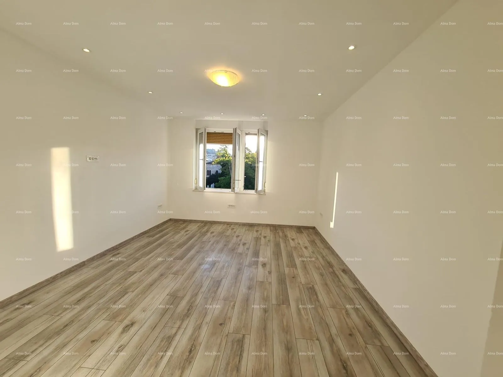 stan pula – renoviran dvosobni stan u centru, 72,83 m². stan se nalazi na glavnoj tržnici. - slika 6