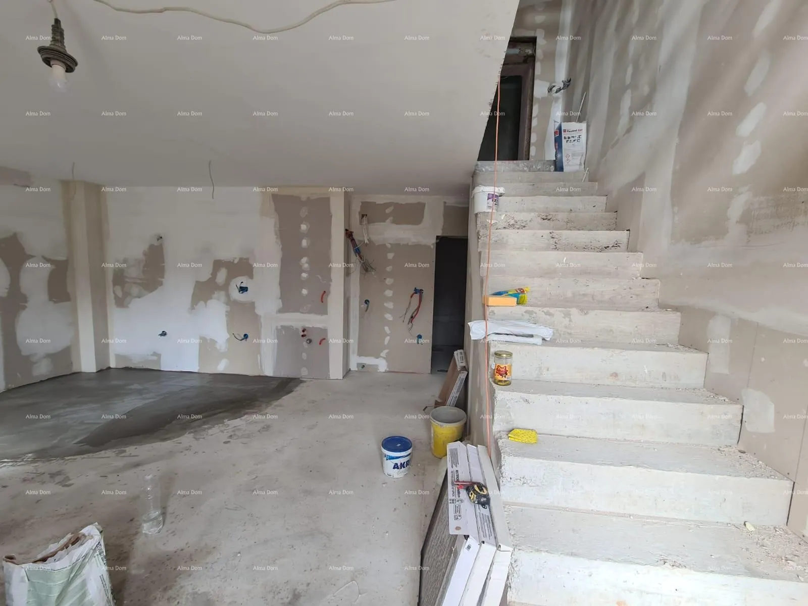 kuća prodaje se kuća s konobom u fazi renovacije, krnica! - slika 12