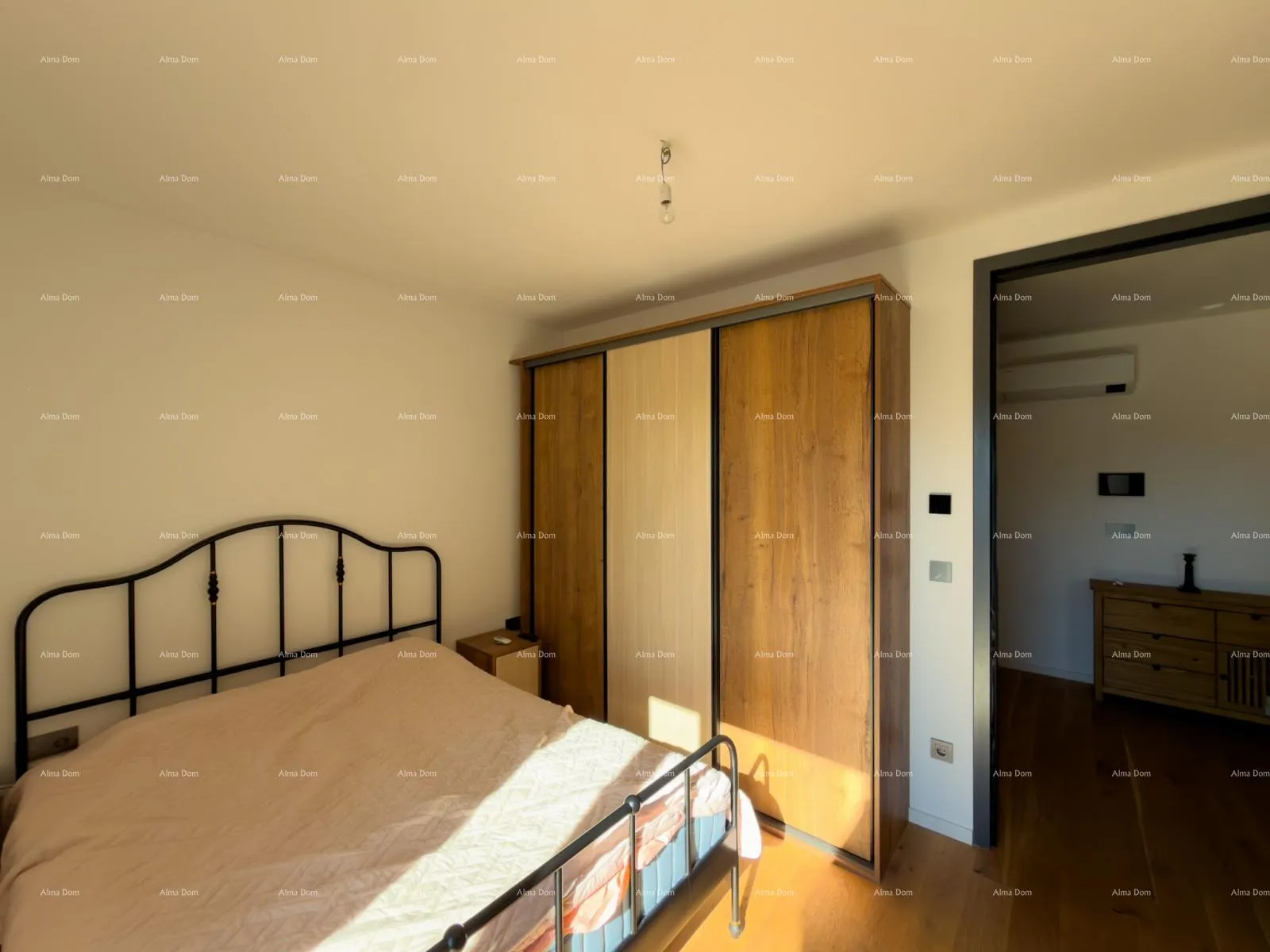 stan prodaja- luksuzni stan u neposrednoj blizni centra- smart home sustav, pula! - slika 13