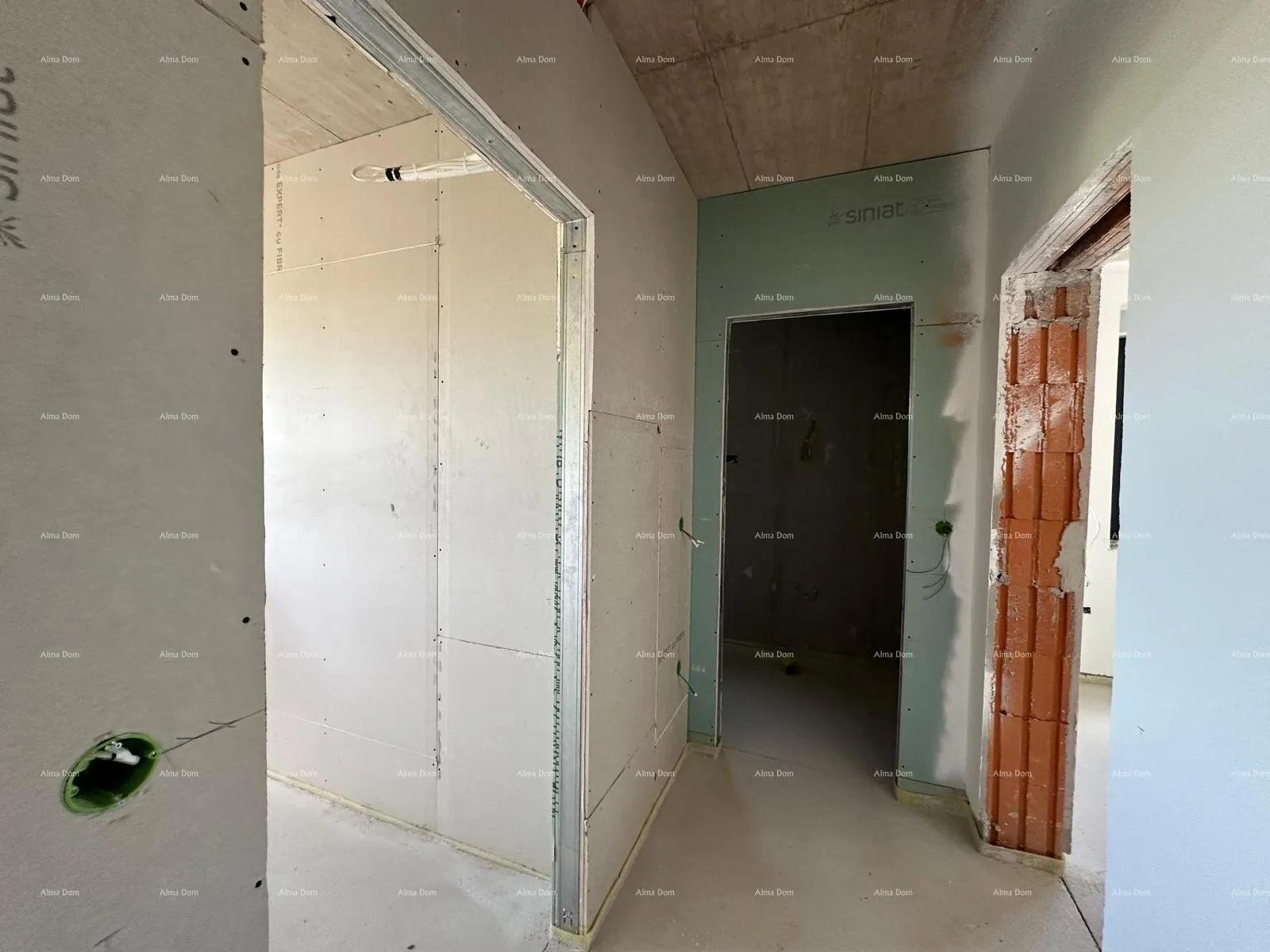 stan prodaja stana/penthouse u novogradnji sa velikom terasom, štinjan! - slika 22