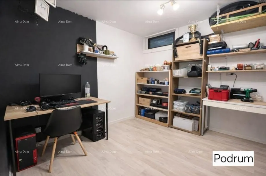 stan rovinj – nekretnina s dva stana s pogledom na more i parkirnim mjestom - slika 9