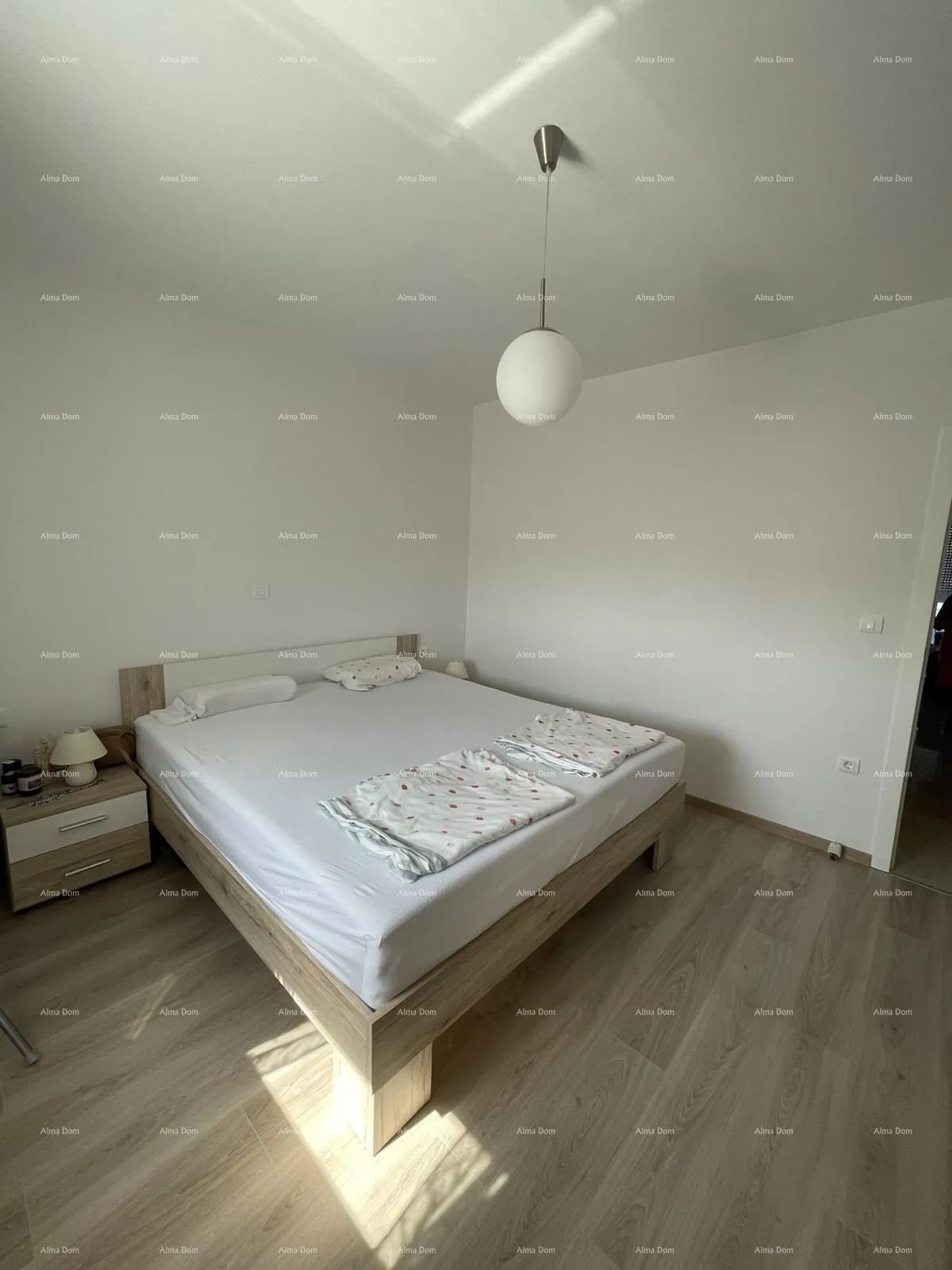 stan pula – moderan i potpuno namješten stan 44 m2 u novogradnji s prostranom terasom - slika 8