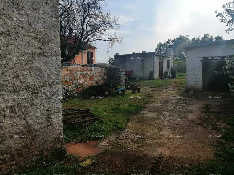 građevinsko zemljište građevinski teren sa 3 manja legalizirana objekta. vareški. - slika 5