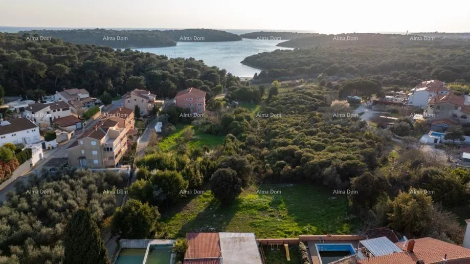 Građevinsko zemljište Prodaja – zemljište 1.943 m², Vinkuran (200 m od mora) - Medulin