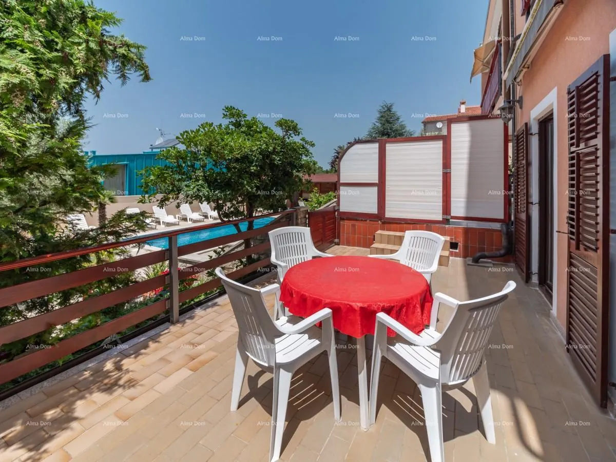 kuća apartmanska kuća s bazenom!blizina mora i plaže! peroj. - slika 9