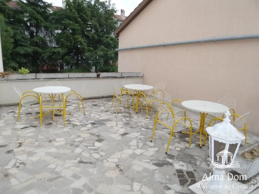 kuća prostrana kuća u fažani, 400 m od centra i mora – idealna za obitelj ili investiciju - slika 11