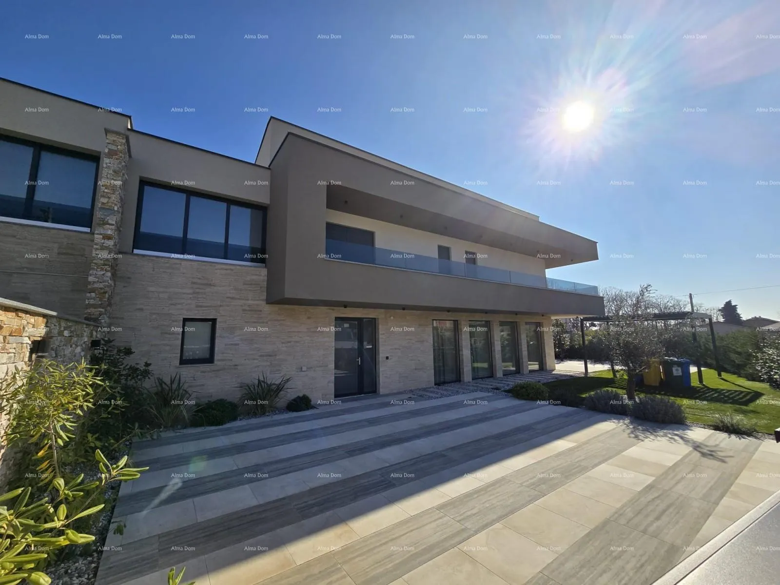 kuća moderna villa s bazenom i saunom, marčana! - slika 34