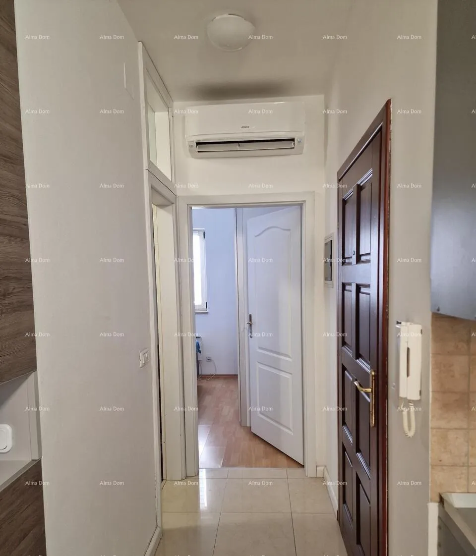 stan prodaje se lijepo renoviran stan, novigrad - slika 13