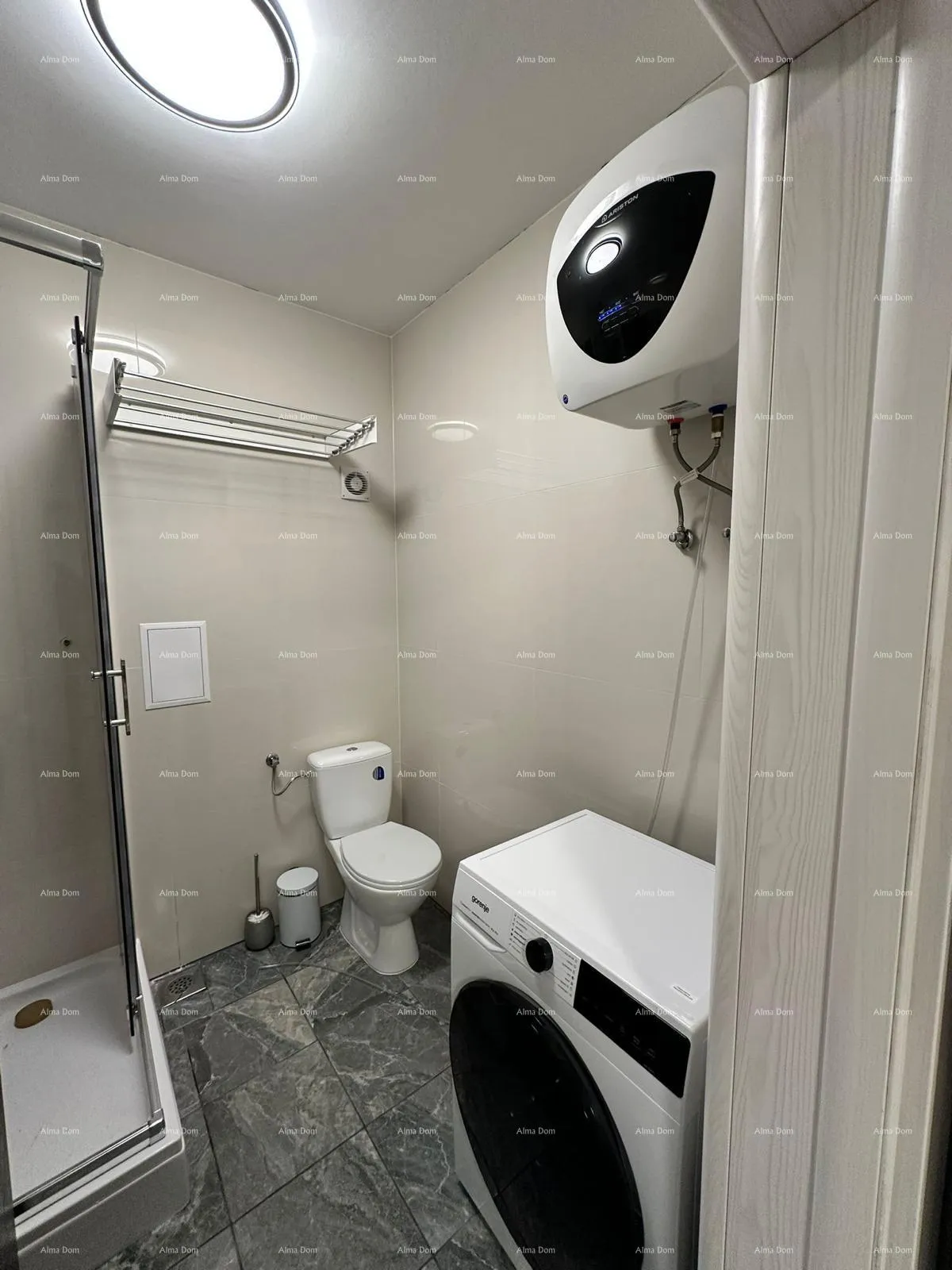 stan renovirani stan u centru pule, 50 m² s podnim grijanjem i modernim dizajnom - slika 7
