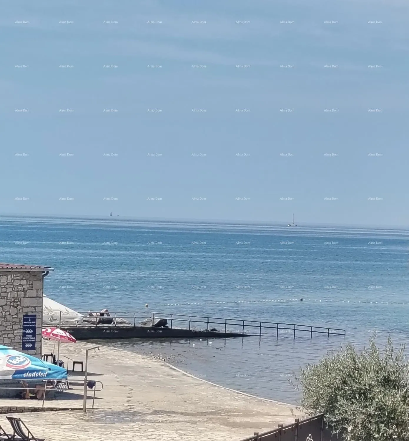 stan prodaja stanova u stambeno-poslovnoj zgradi sa pogledom na more, centar umaga! / s9 - slika 22