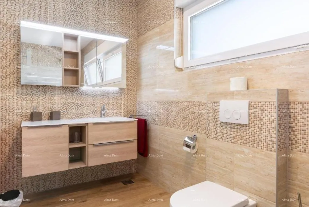 kuća prodaje se luksuzna vila u medulinu - slika 9