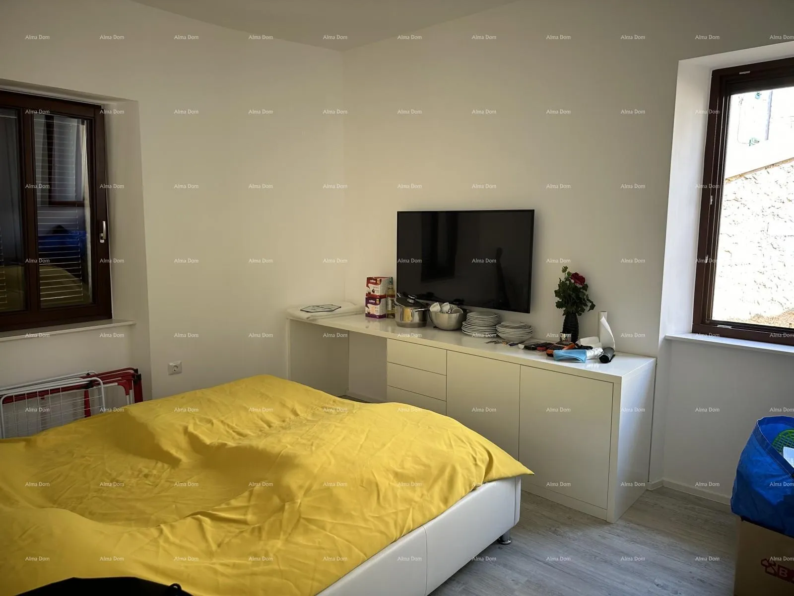 kuća prelijepa kuća s tri etažirana apartmana u staroj jezgri grada, poreč! - slika 37