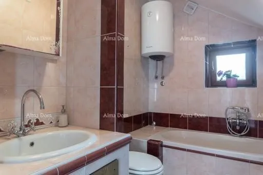 kuća prodaja lijepe kamene kuće, medulin - slika 11