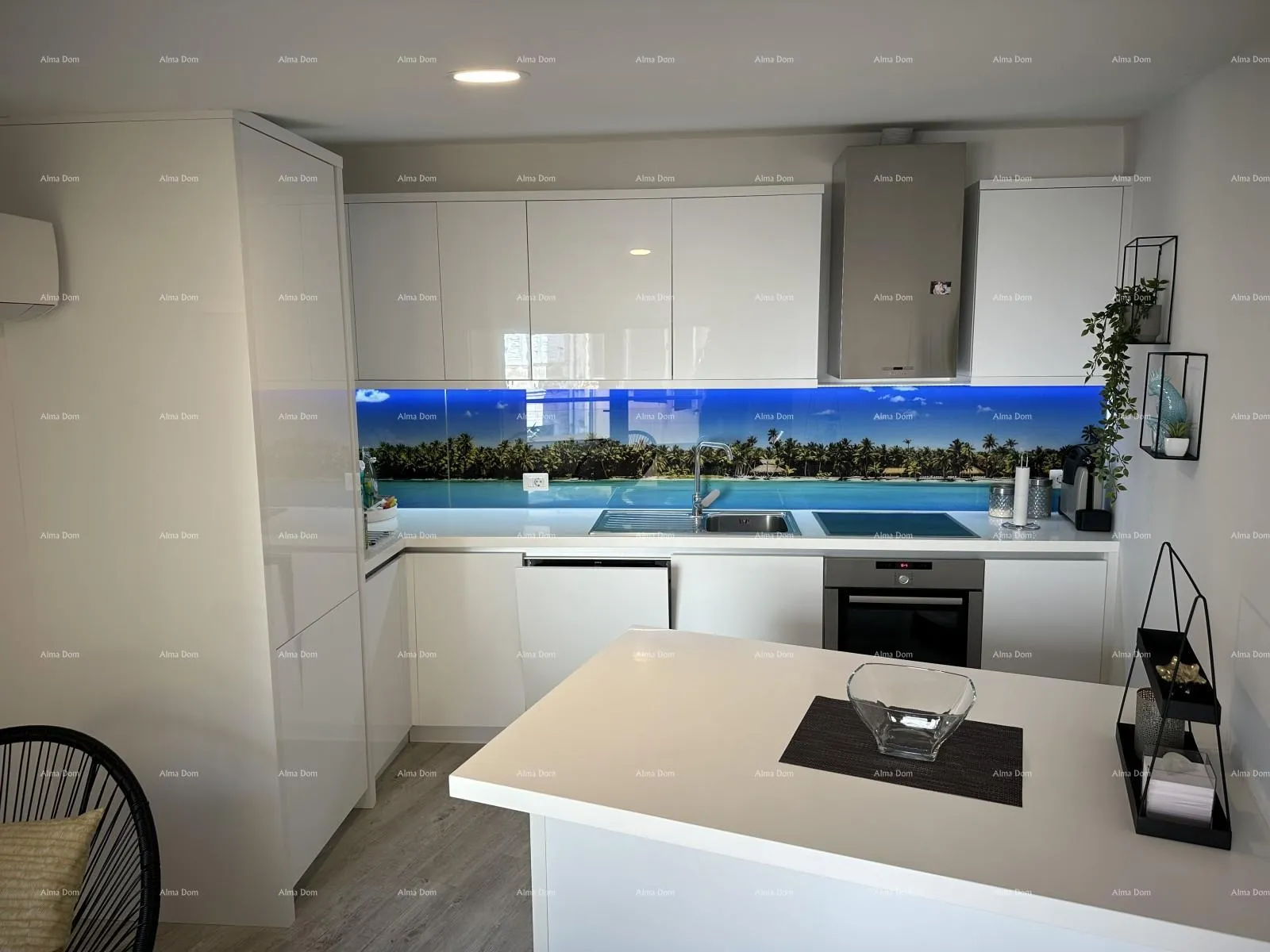 kuća prelijepa kuća s tri etažirana apartmana u staroj jezgri grada, poreč! - slika 33