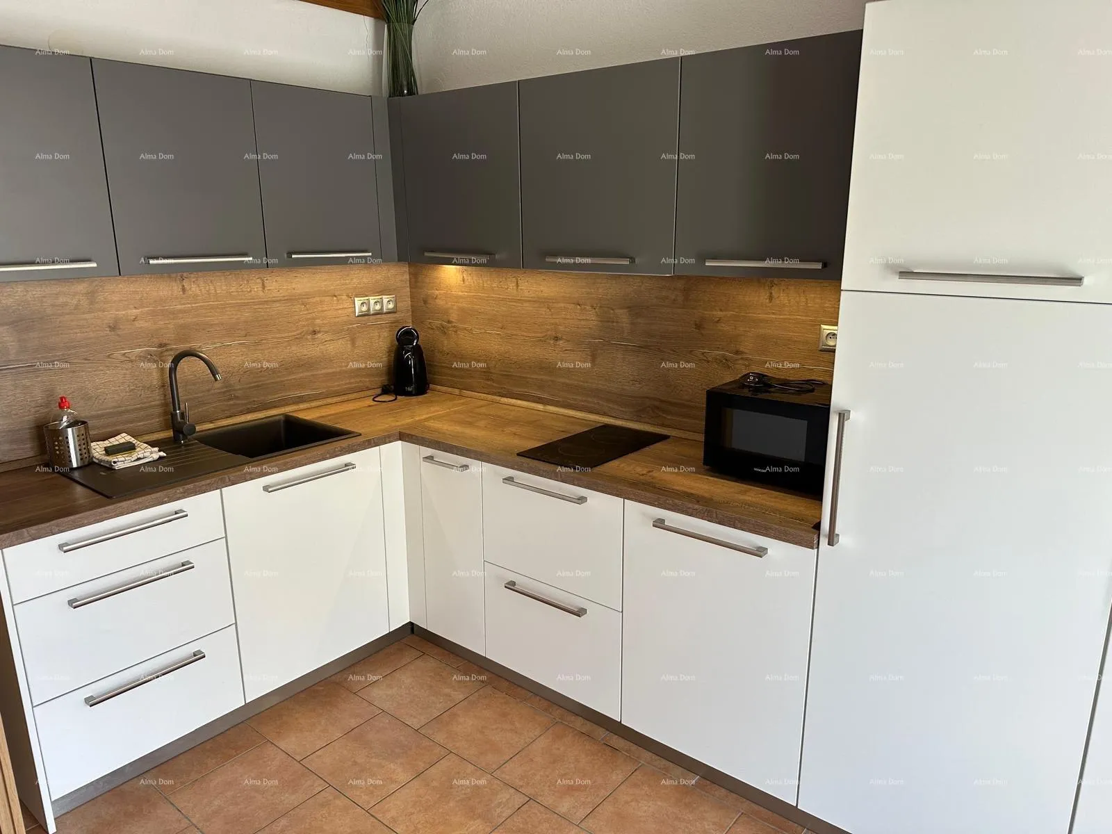 stan stan – duga uvala, 40 m² + terase! - slika 3