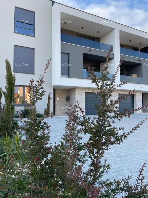stan novogradnja! prodaje se stan s dvije spavaće sobe i dva parkirna mjesta, pula, valdebek - slika 9
