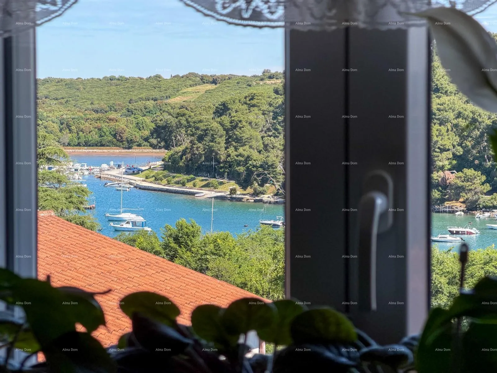 stan prodaje se stan u banjolama – 81 m², blizina mora - slika 2