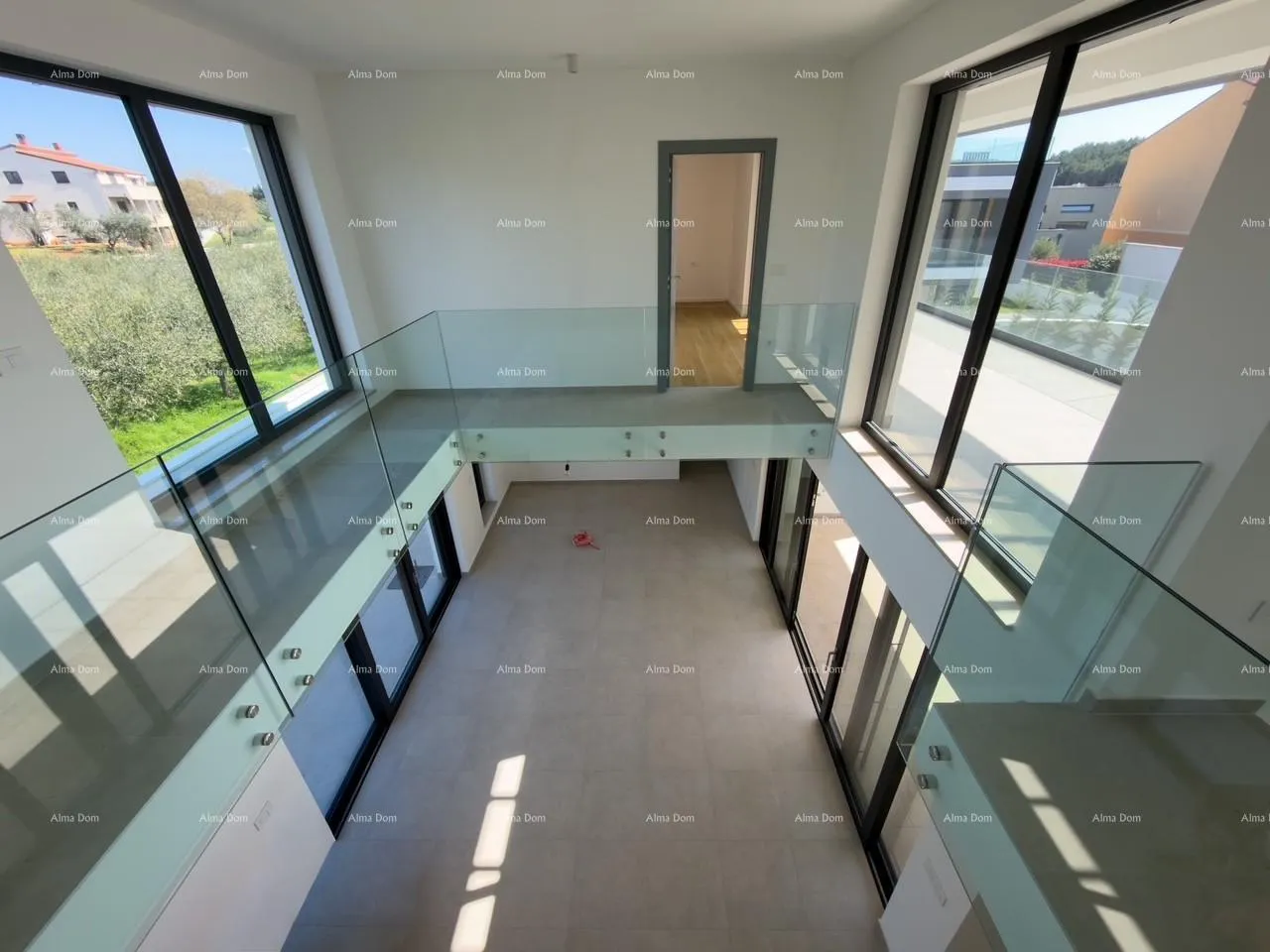 kuća nova moderna vila blizu mora! - slika 34