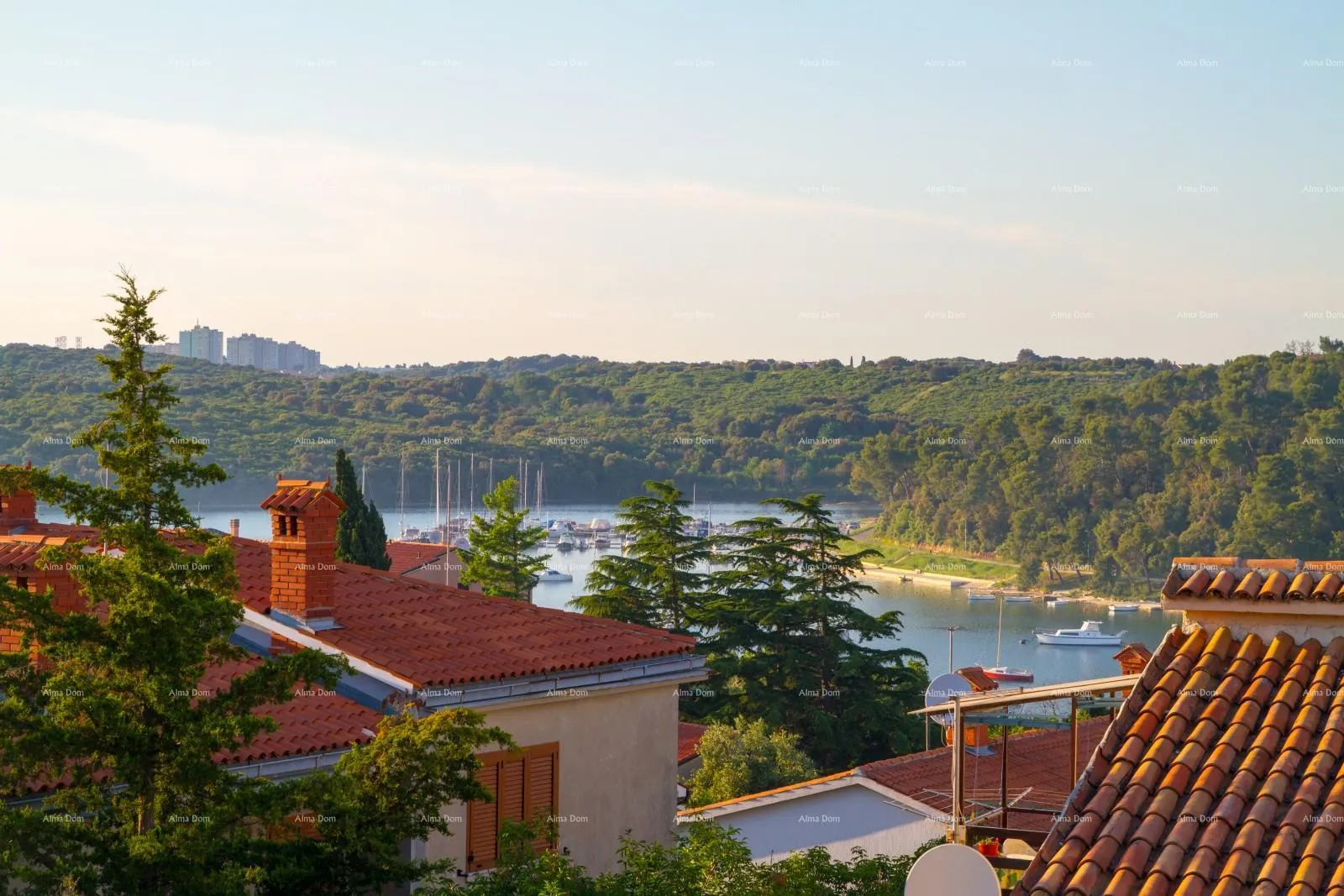 kuća na prodaju: apartmanska kuća s bazenom i pogledom na more – banjole! - slika 22