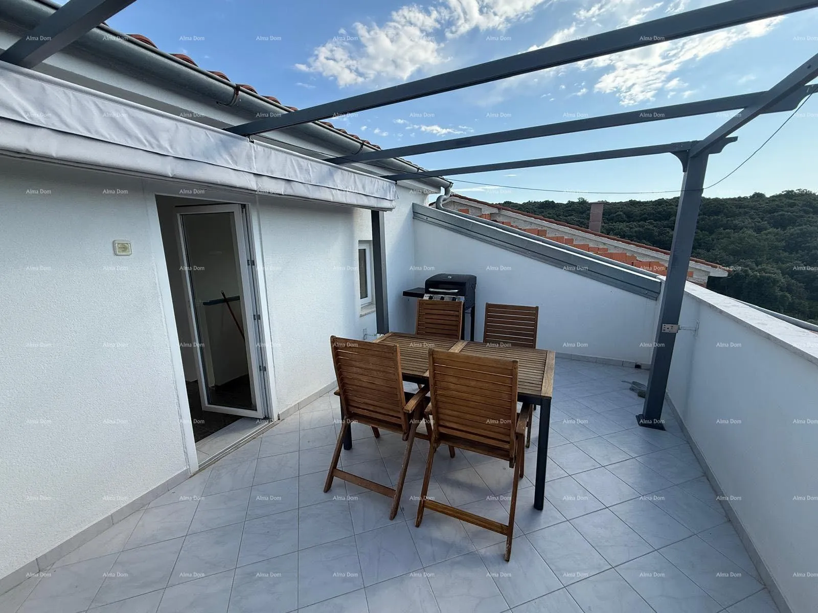 stan stan – duga uvala, 40 m² + terase! - slika 8