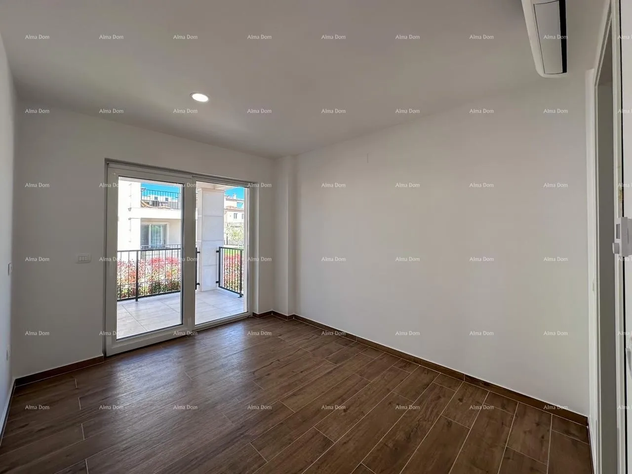 kuća prodaja prekrasne vile sa bazenom, mediteranski stil, umag - slika 48