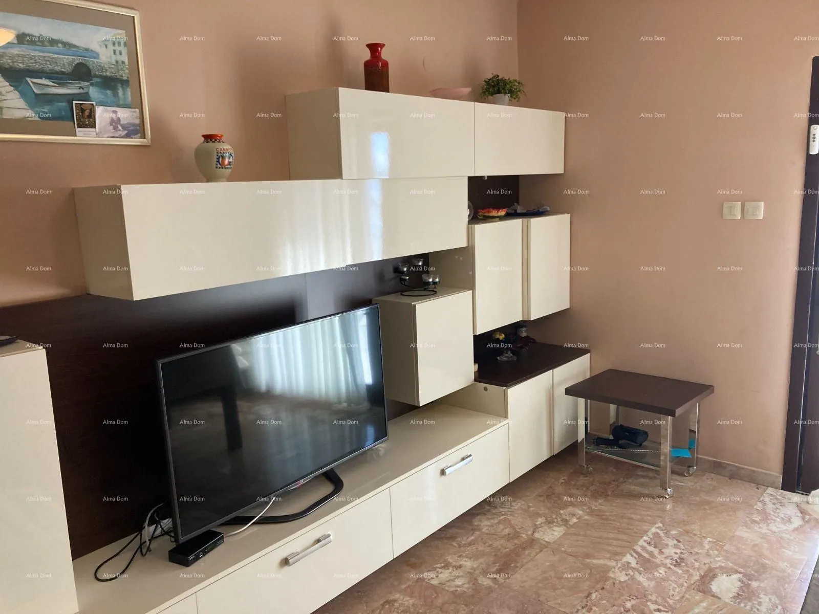 kuća prodaja - prvi red do mora! moderna, prostrana kuća s 4 zasebna stana, garažom i vezom, rogoznica. - slika 23