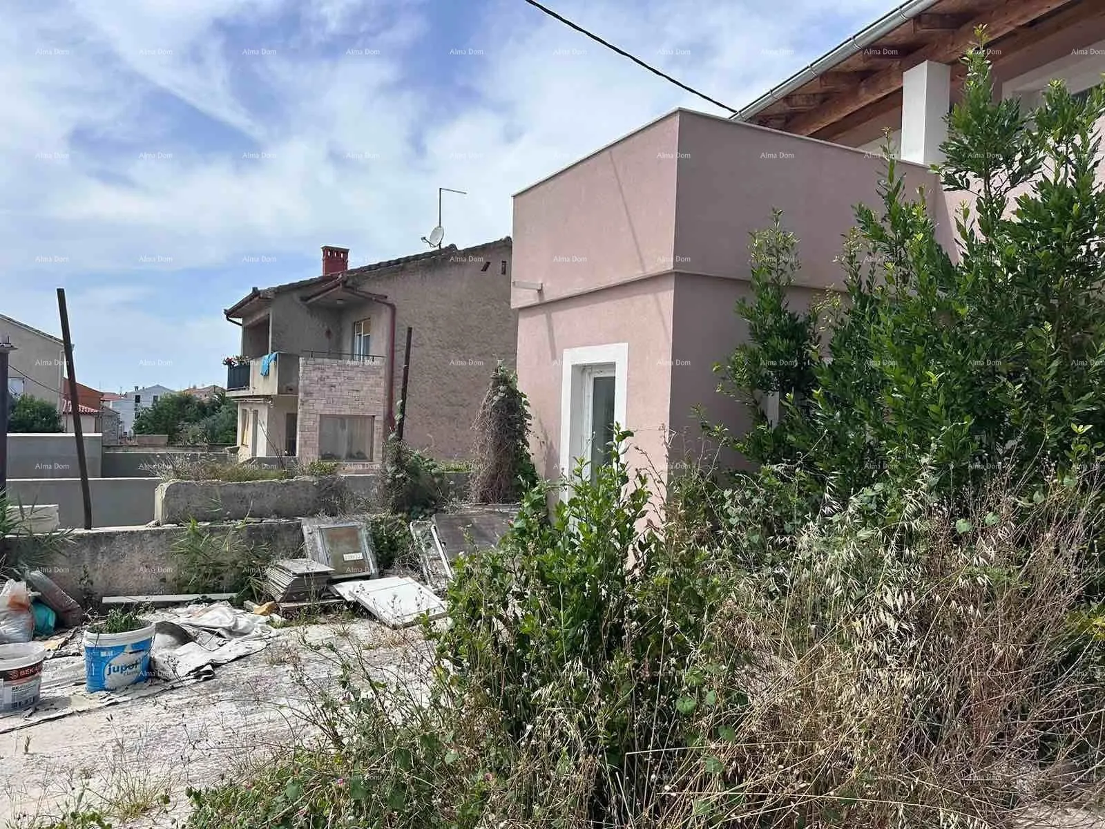 kuća prodaje se fantastična kuća sa tri stana u medulinu! - slika 8