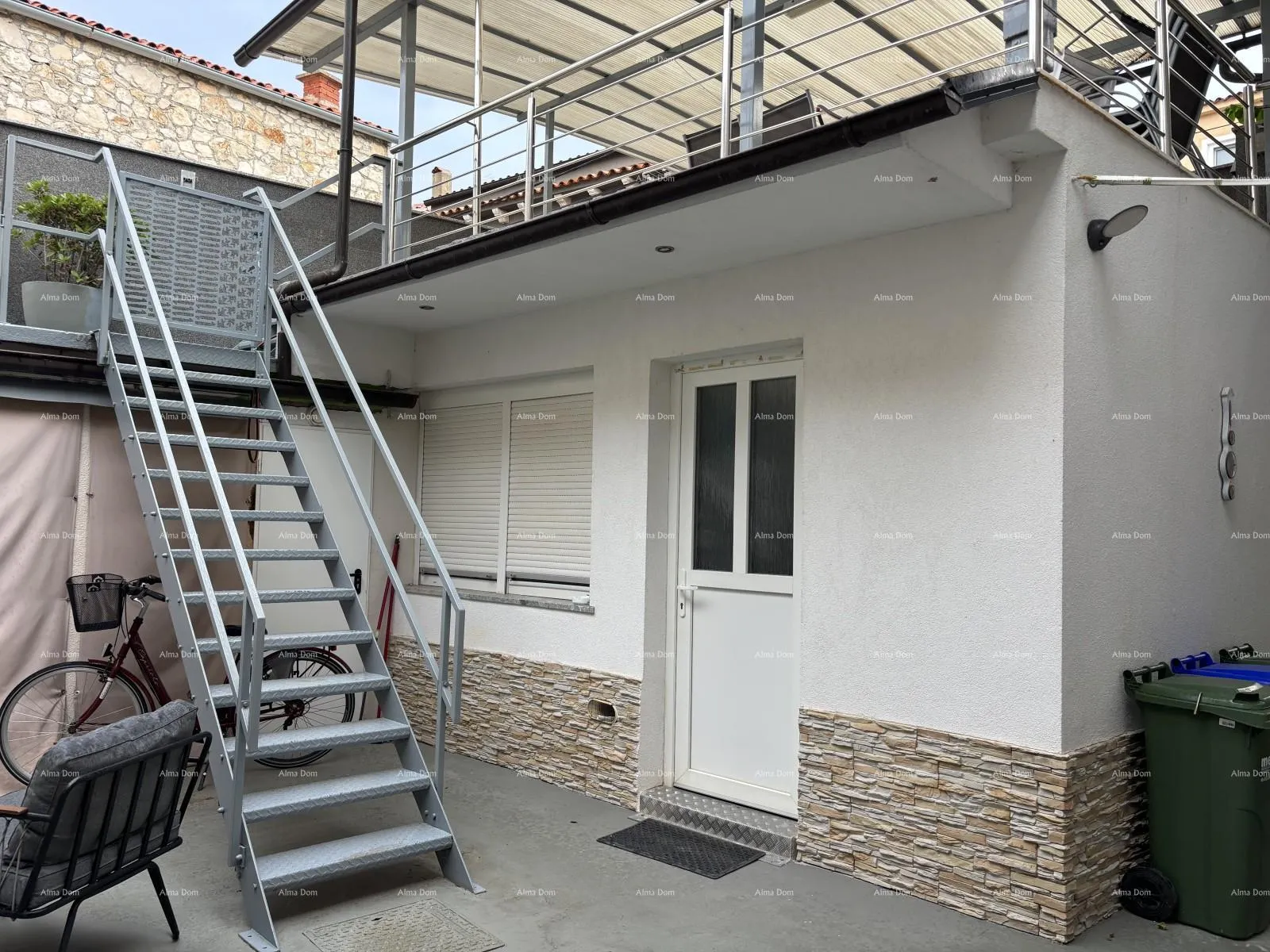 kuća prodaja kuće u centru medulina! - slika 15