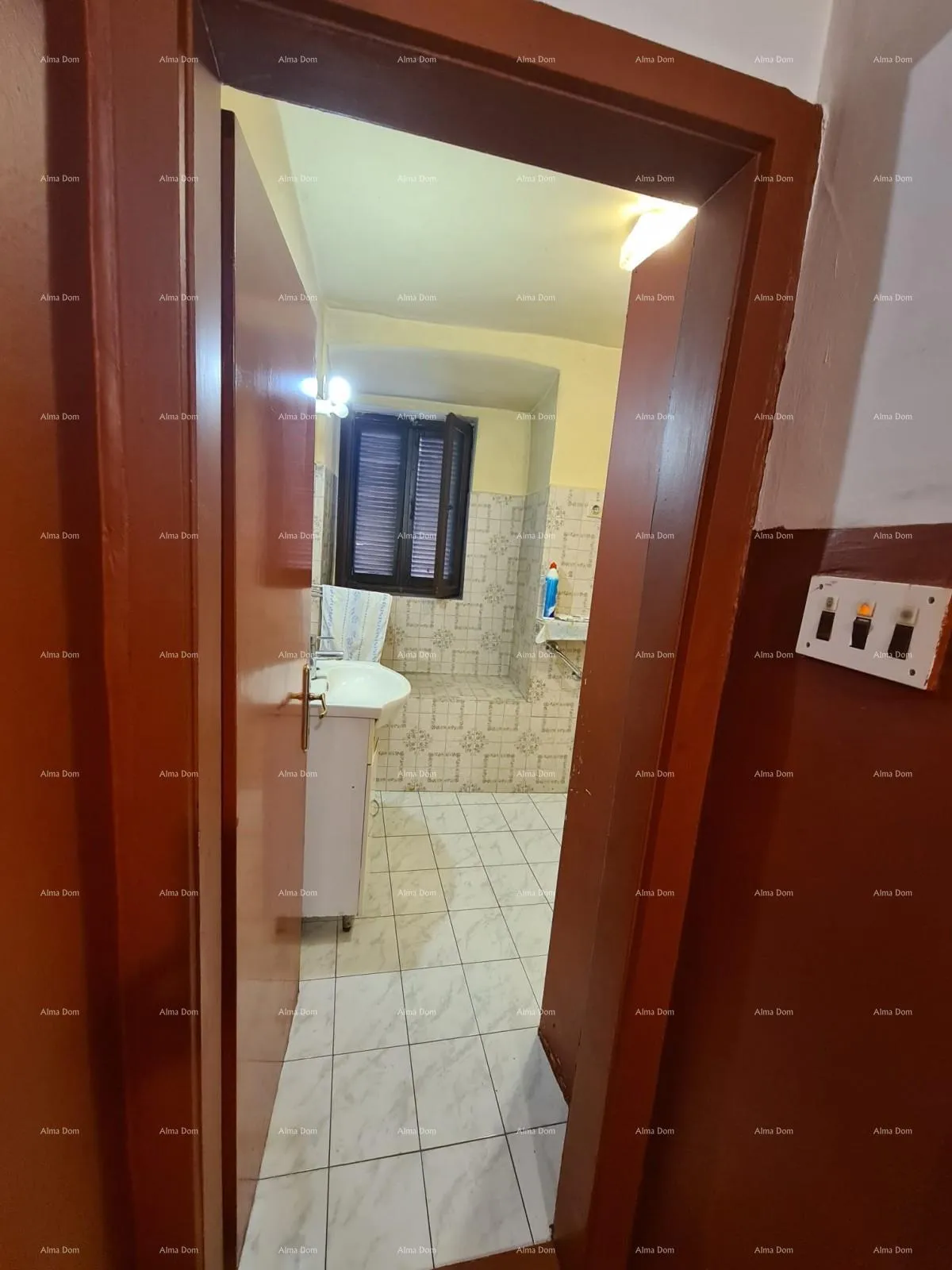 kuća kuća, centar buja, 106 m² - slika 44
