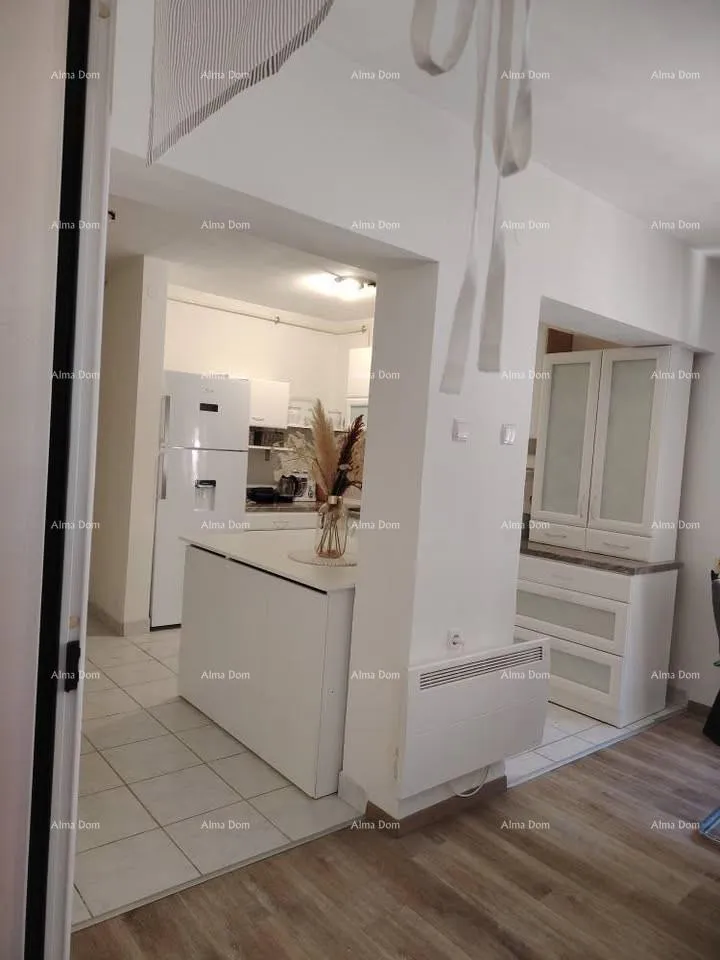 stan prodaje se prostrani stan od 96 m² u puli - slika 3