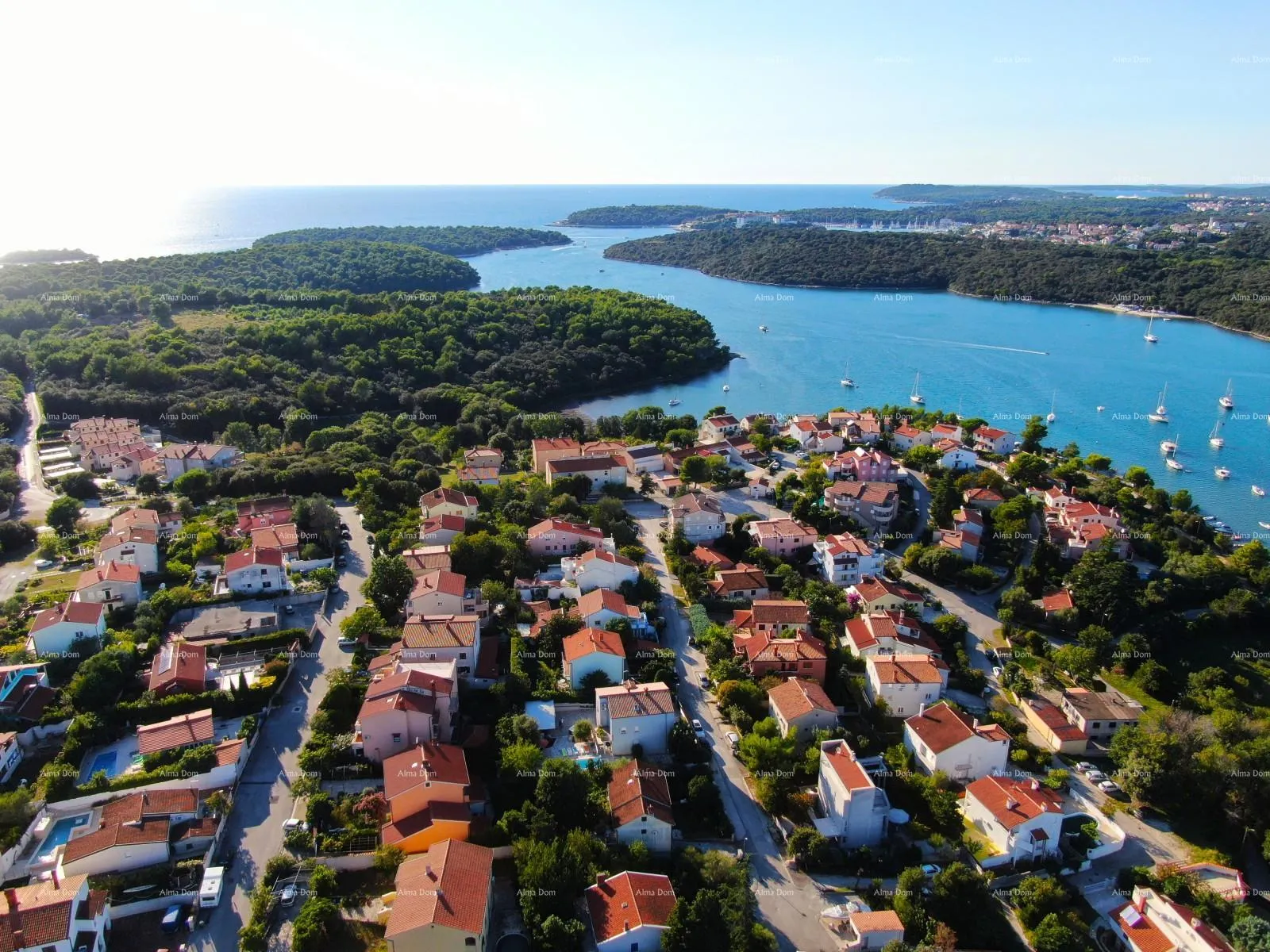 kuća na prodaju: apartmanska kuća s bazenom i pogledom na more – banjole! - slika 4