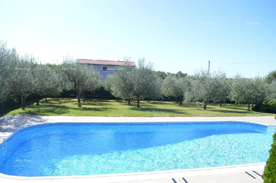 kuća prekrasna kuća sa bazenom! poreč - slika 30