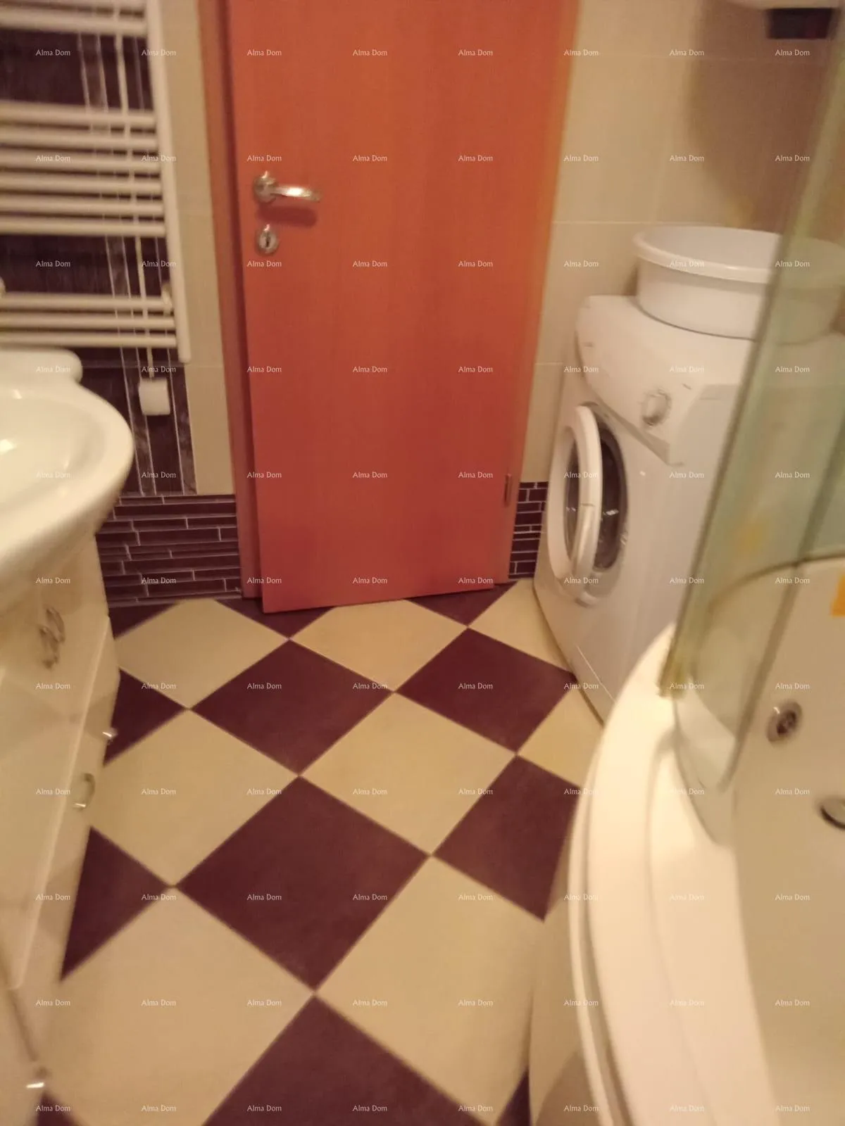 stan prodaja velikog, lijepo uređenog, namještenog stana sa pogledom na more, ližnjan! - slika 21