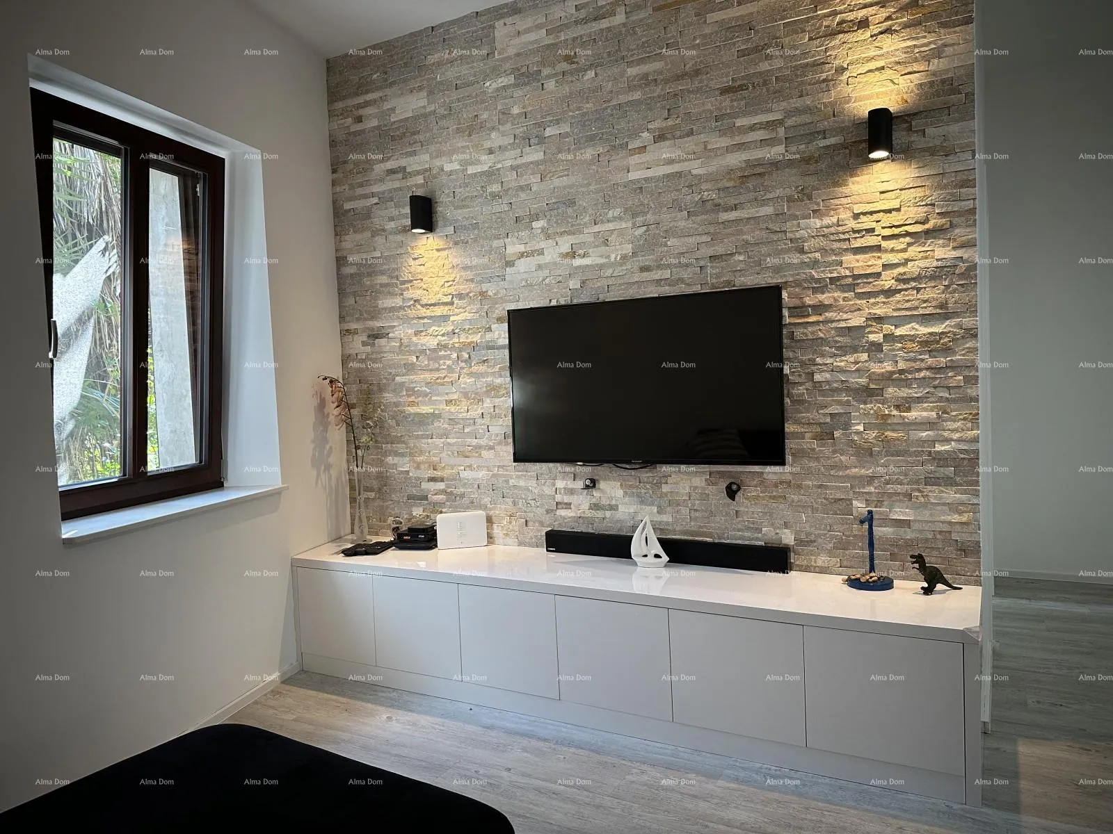 kuća prelijepa kuća s tri etažirana apartmana u staroj jezgri grada, poreč! - slika 27