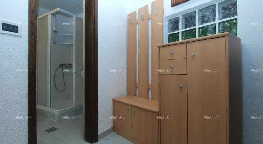 kuća kuća sa tri apartmana, medulin - slika 24