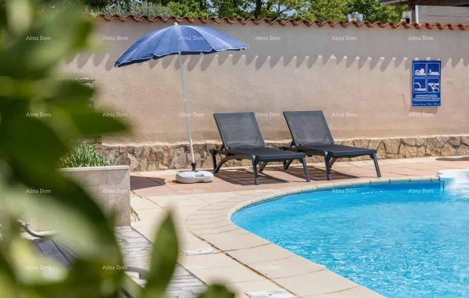 kuća okolica poreča – kuća, 300 m2, s dva apartmana i bazenom - slika 2