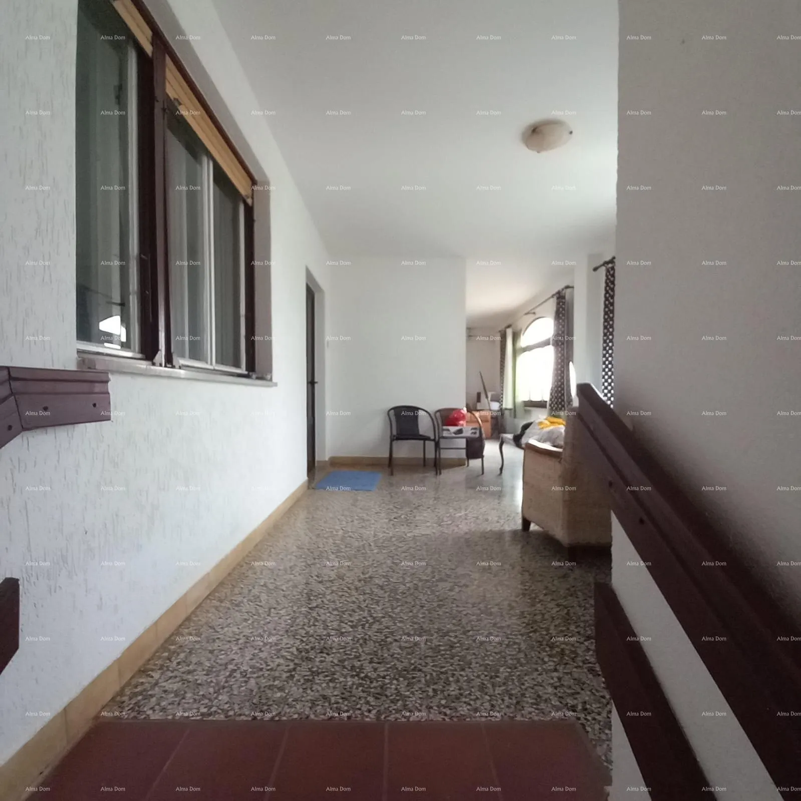 kuća prodaje se kuća sa tri stana, umag - slika 10