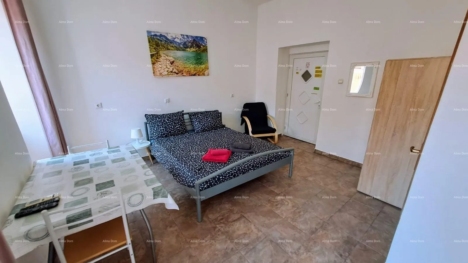 stan pula, strogi centar – 90,30 m² | 4 uređena studio apartmana | pogled na zlatna vrata | uhodan turistički posao - slika 10