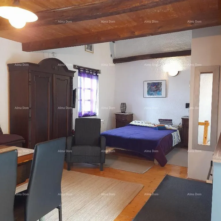 kuća prodaje se kuća, u centru motovun - slika 8