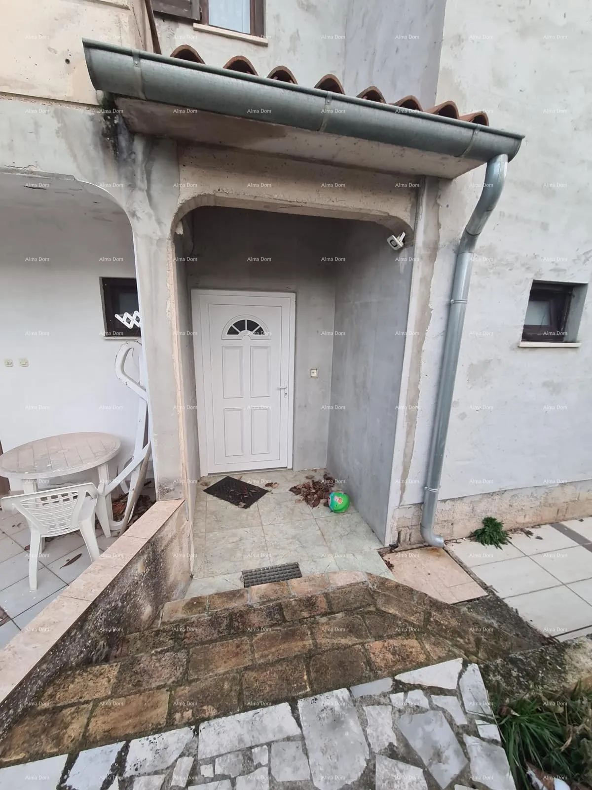 kuća prodaje se samostojeća kuća – poreč - slika 25