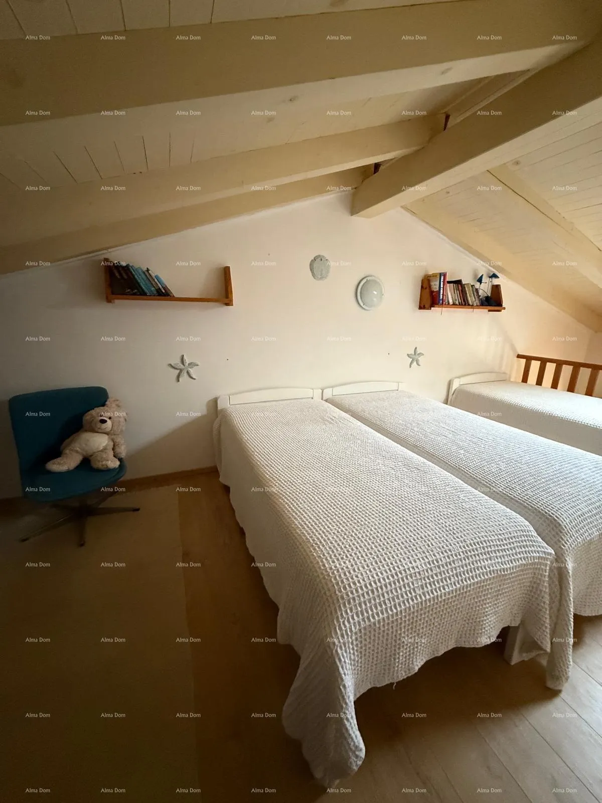 kuća prodaja - kuća s bazenom u blizini mora, volme, banjole! - slika 16